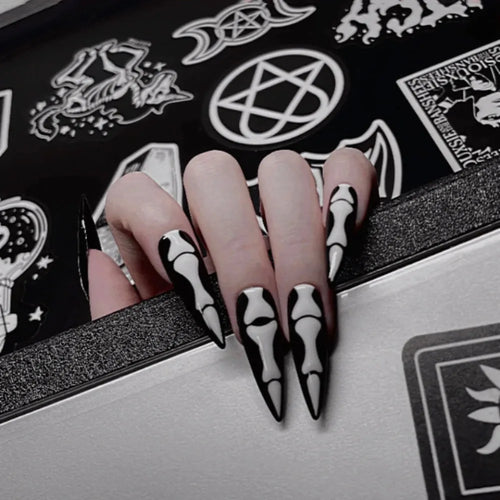 The everything store